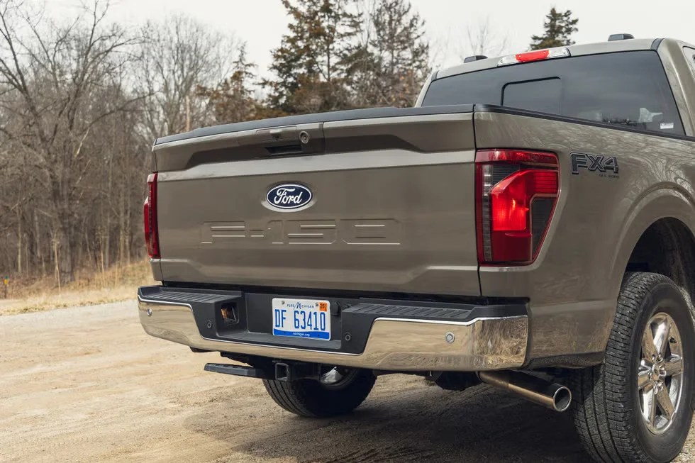قیمت فورد F-150 مدل 2025