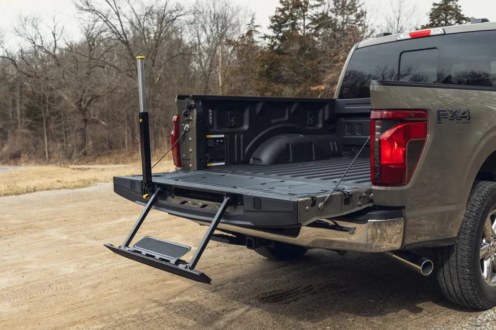 کفی وانت فورد F-150 مدل 2025