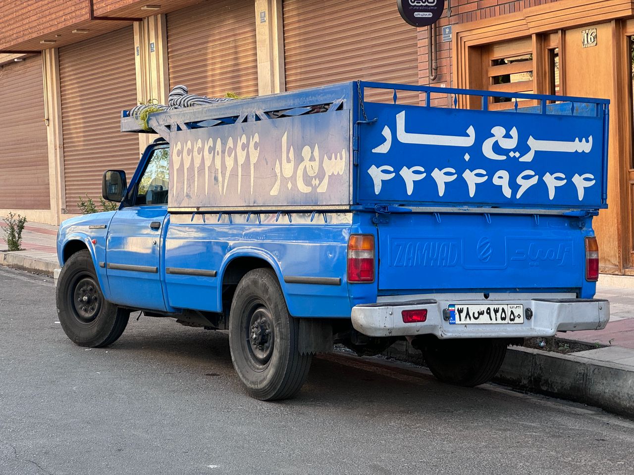 مقایسه مشخصات فنی نیسان و وانت