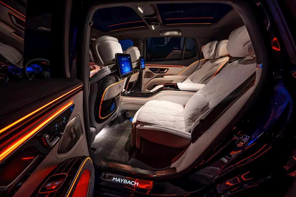 صندلی-عقب-مرسدس-مایباخ-EQS-SUV-2026